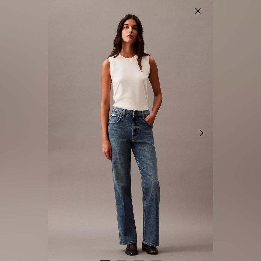 Calvin Klein original bootcut jeans - tinted stone wash- size 28